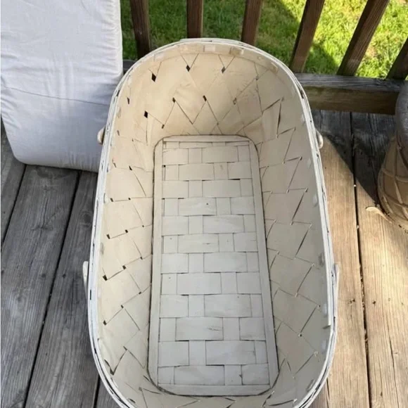 Vintage Antique 1930’s Baby Basket Bassinet FOR DECORATION Only